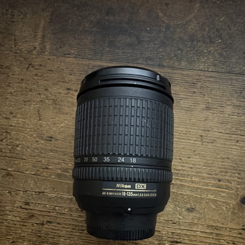 Nikon nikkor 18 135mm - af-s,